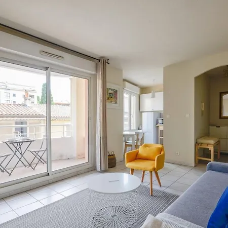 Aigle D'or Furnished Flat Apartment *
